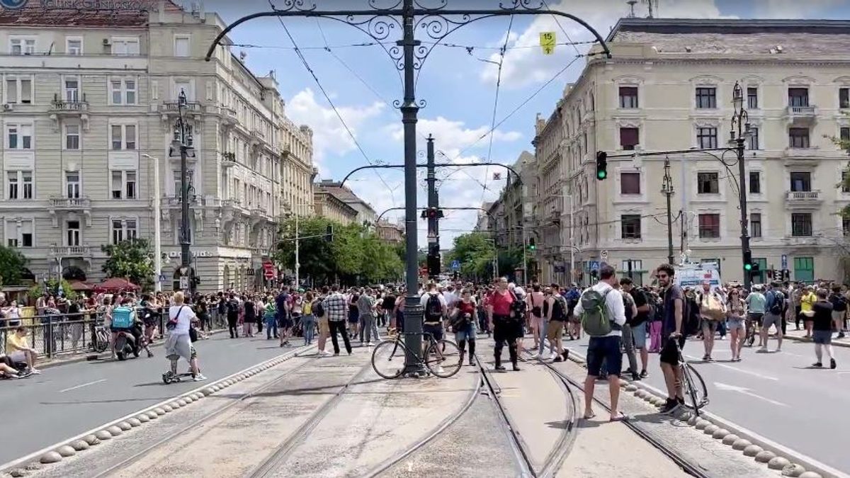 Pár száz ember akarja megbénítani az egész fővárost – videó