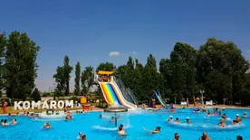 Celldömölktől Makóig, fürdős programok tömegét rendezik meg zenei élményekkel