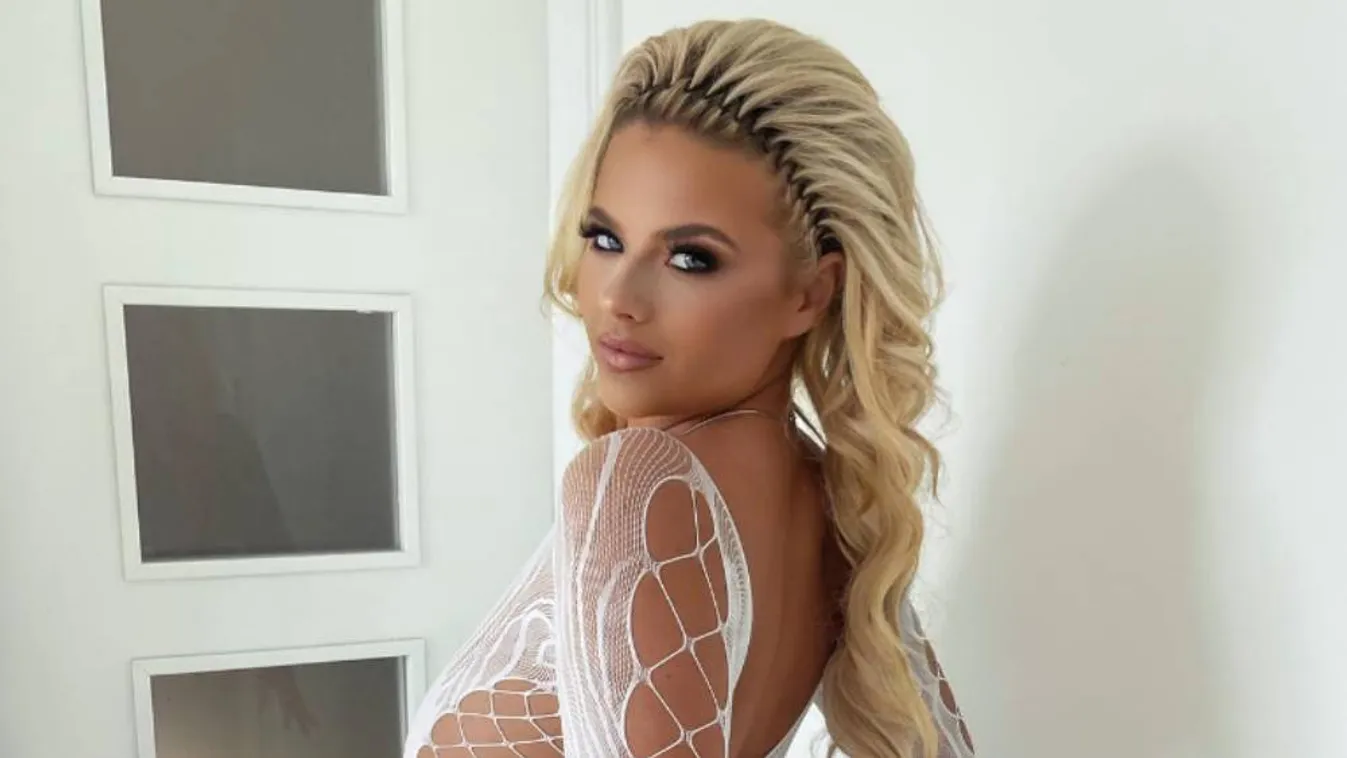 Úgy állnak a modell mellbimbói, hogy mindenki kikészült – 18+ fotó