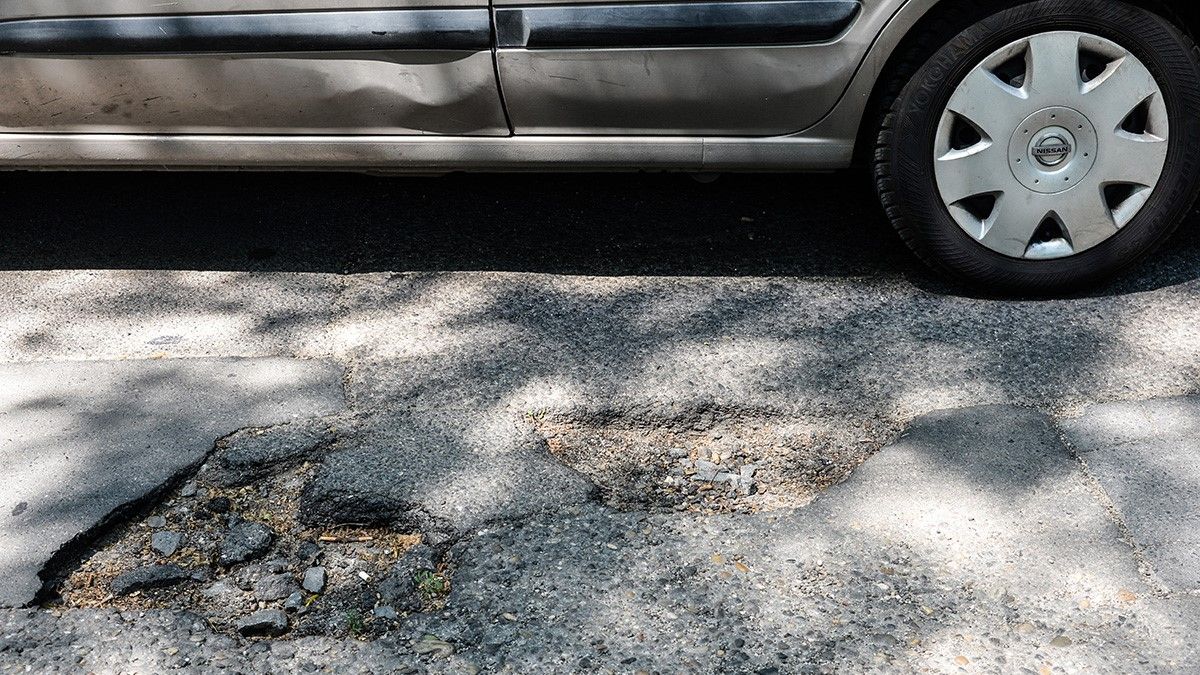 Elhanyagolt fővárosi utak: A kispestiek maguk foltoznák be Wekerletelep kátyúit