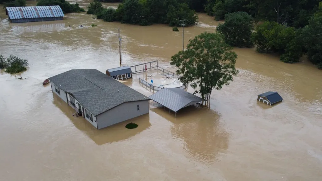 Torrential rains cause 'devastating' flooding in Kentucky