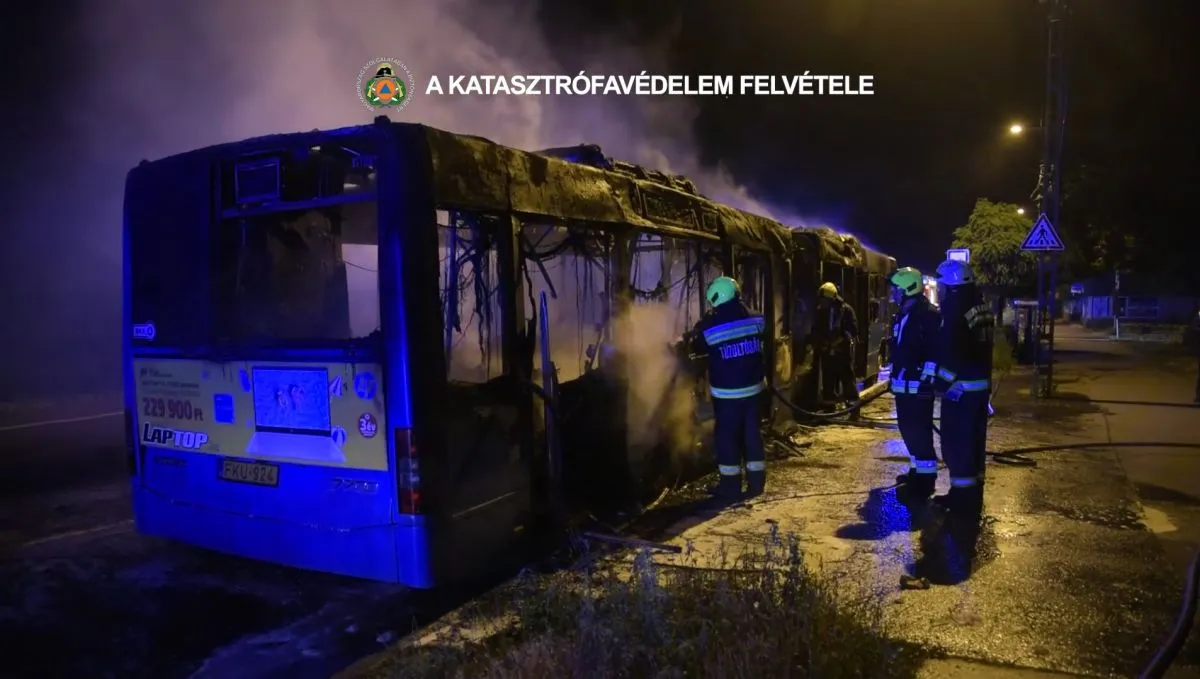 kigyulladt busz Kispest