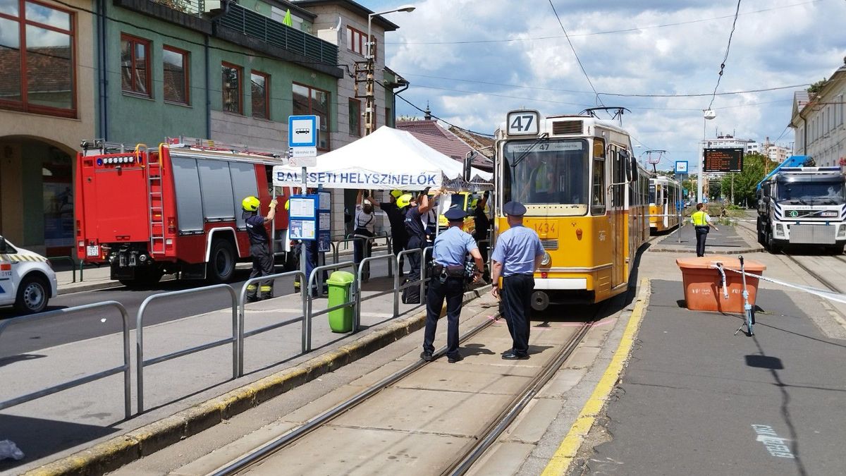 Helyszíni fotókat kaptunk a budapesti villamostragédiáról