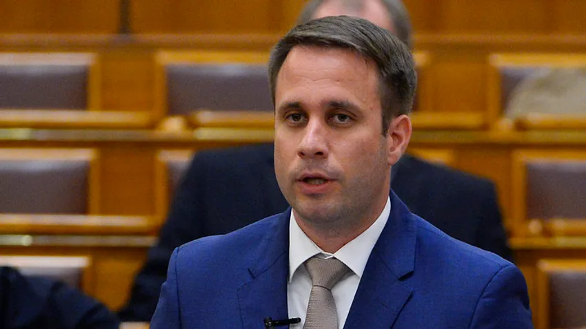 "Európában egyedül a magyar kormány védi erős árkorlátozással a családokat"