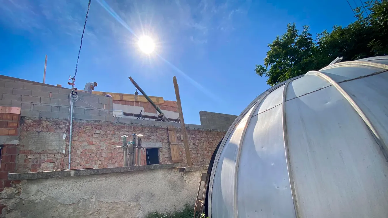 Megkezdték a tatai csillagvizsgáló bővítését