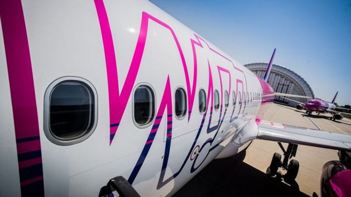 Az utasok vészcsúszdákon hagyták el a Wizz Air gépet Budapesten