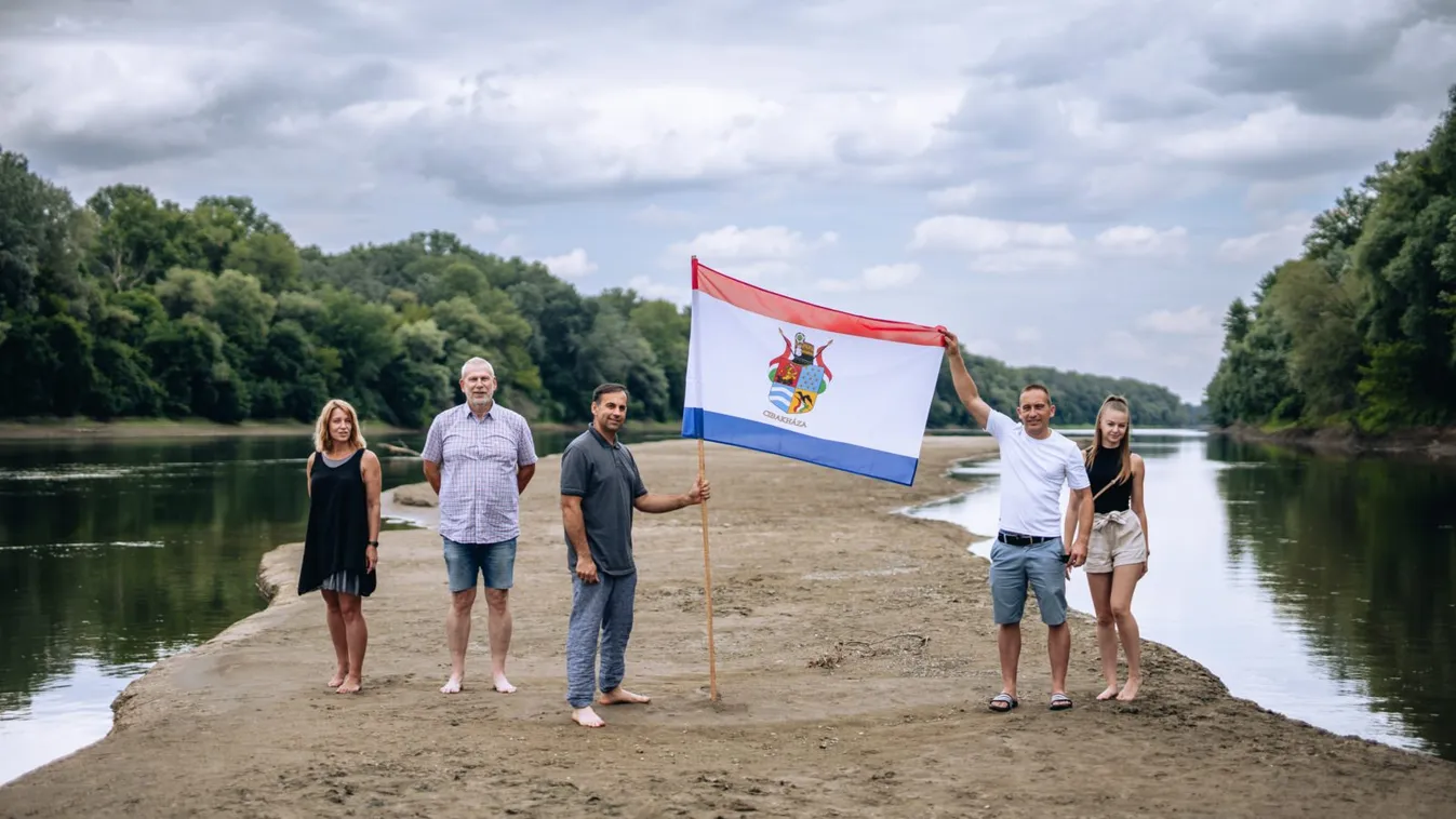 Egy közel nyolcezer négyzetméteres sziget bukkant elő a Tiszából