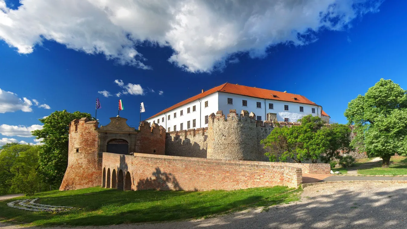 Ez az 5 magyar helyszín lett most történelmi emlékhely