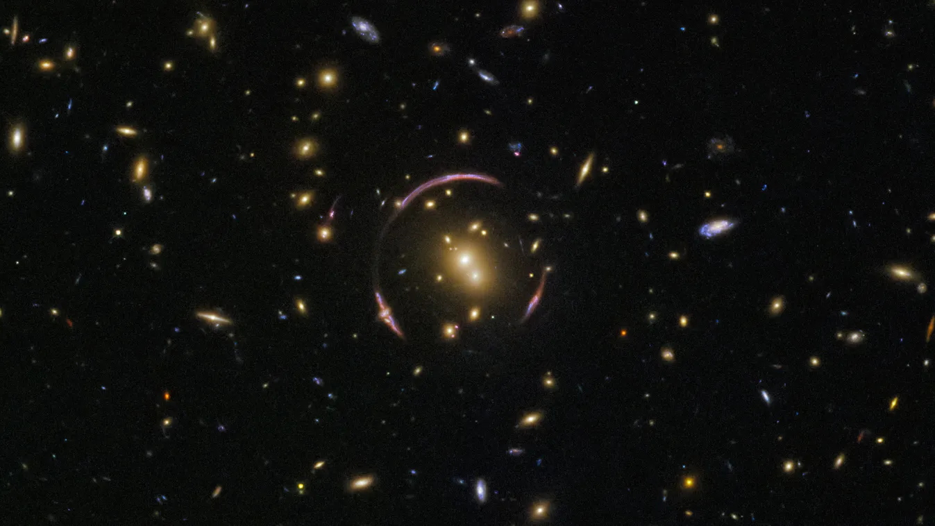 Elképesztően részletes Einstein-gyűrűt fotózott a James Webb űrtávcső
