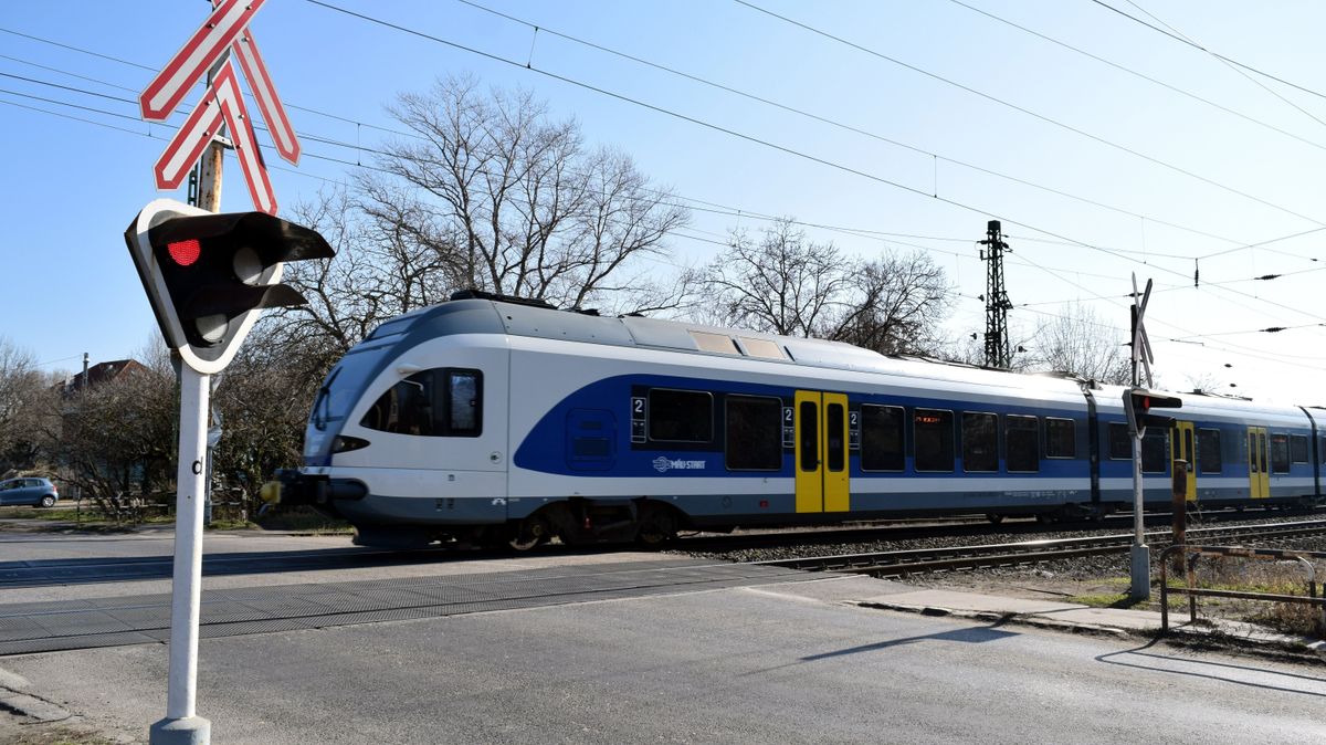 Gázolt a vonat Dunakeszin