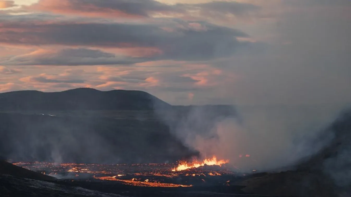 A földrengések közepette kitört egy Reykjavík közeli vulkán - videó