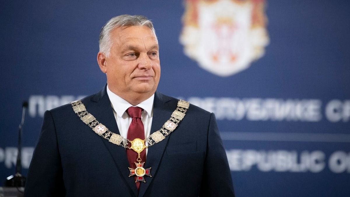 Hatalmas elismerés: Orbán Viktort kitüntették a Szerb Köztársaság Érdemrendjével