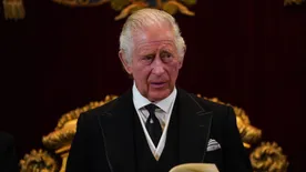 Nem sokkal III. Károly beiktatása után 100 embert rúgtak ki a személyzetéből