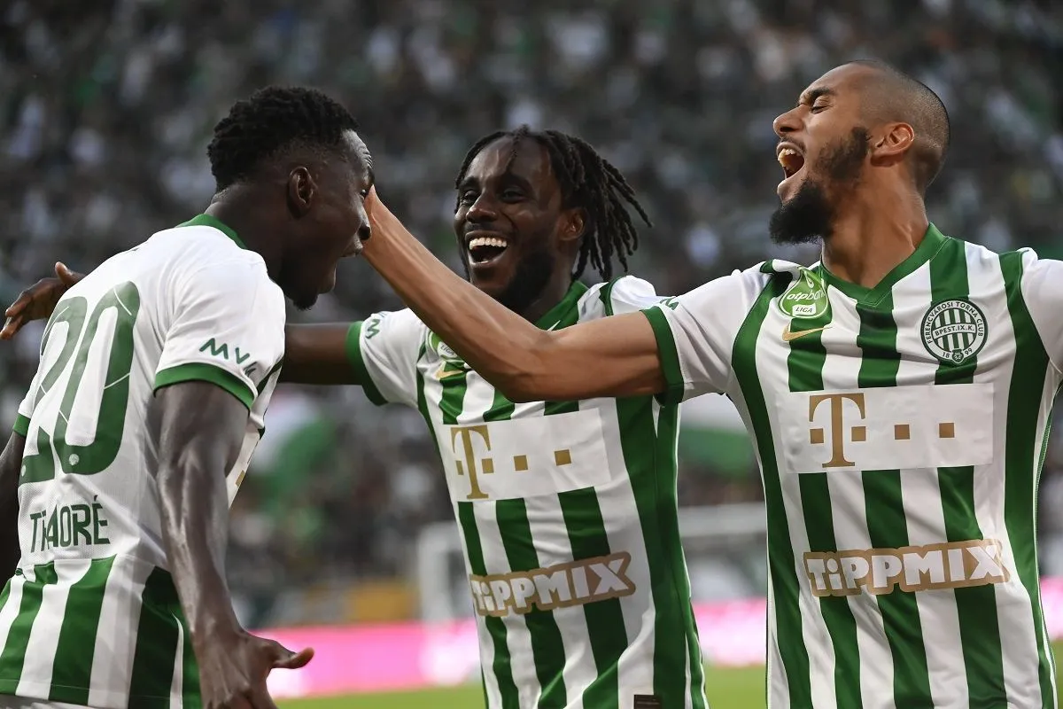 Traoré, Tokmac és Laidouni (balról jobbra) három fronton repítik a Fradit