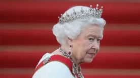 Közleményt adott ki a Buckingham-palota, családja is Erzsébet királynőhöz tart