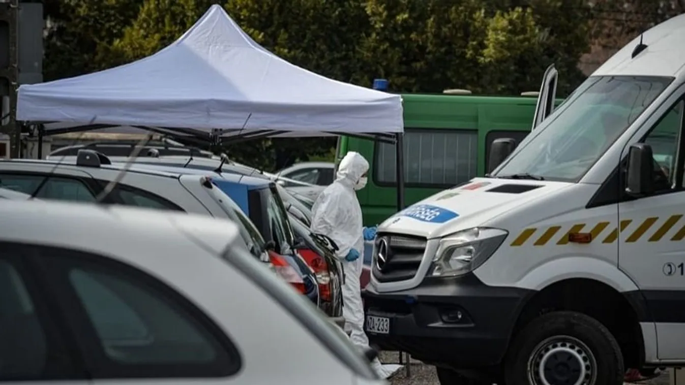 Horror Gyöngyösön: Holttestet találtak egy autó csomagtartójában – 18+