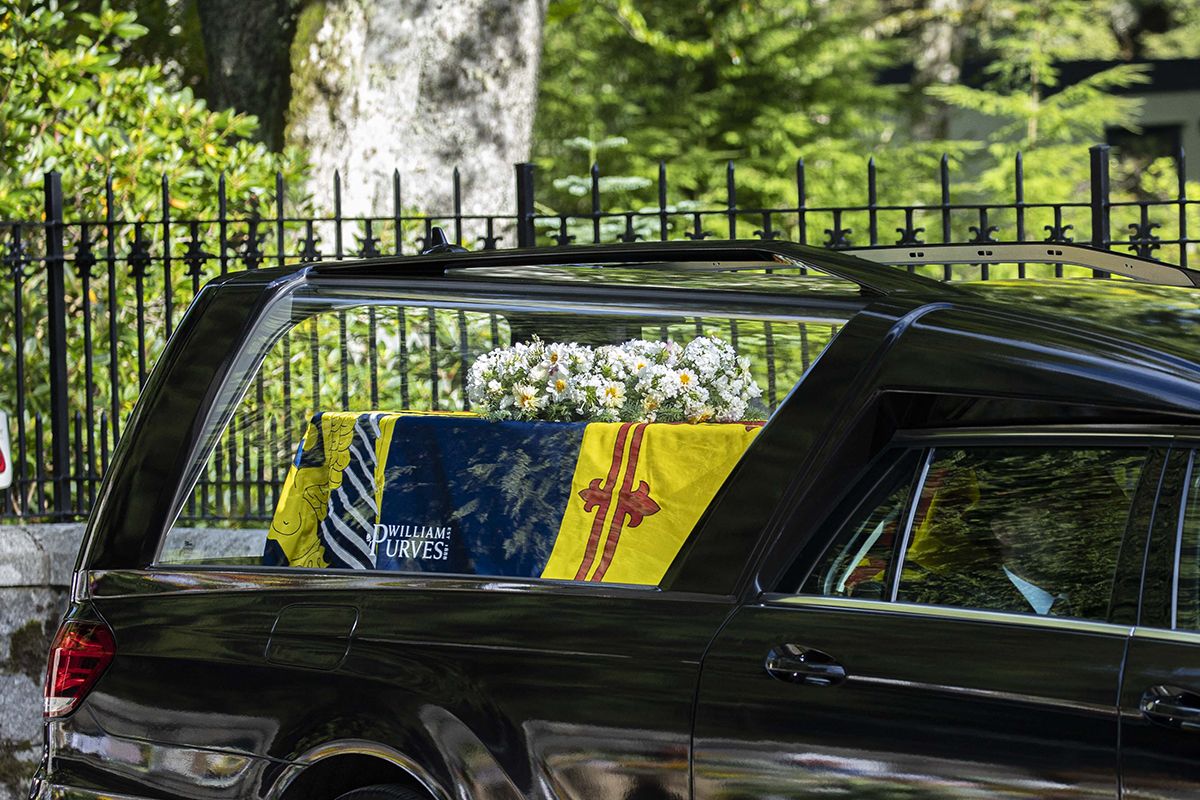 Queen Elizabeth II’s coffin travels from Balmoral Castle to the Palace of Holyroodhouse in Edinburgh