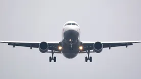 Vihar miatt repült pénisz alakzatban a Wizz Air gépe