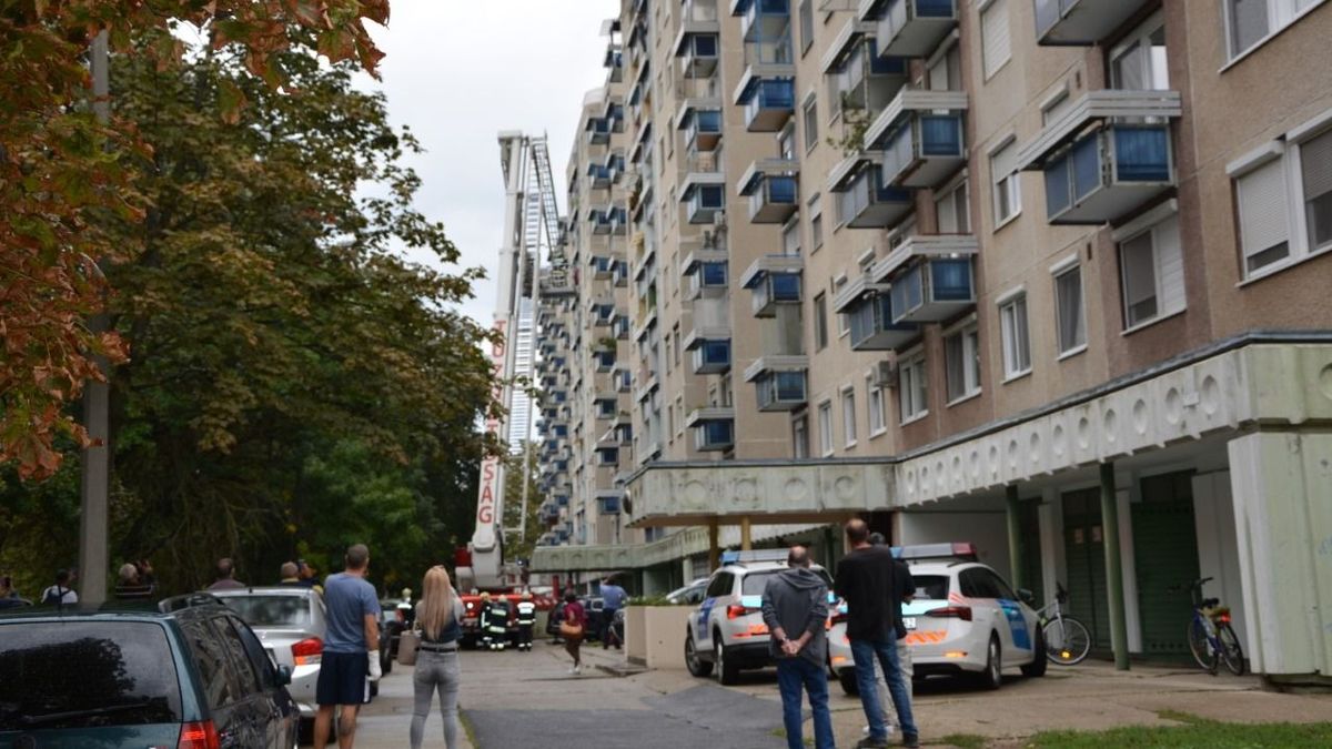 Még az emelőkosárból is megpróbált a mélybe ugrani a debreceni öngyilkos édesapa