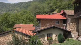 Videó: Ebben az olasz faluban senki nem beszél olaszul