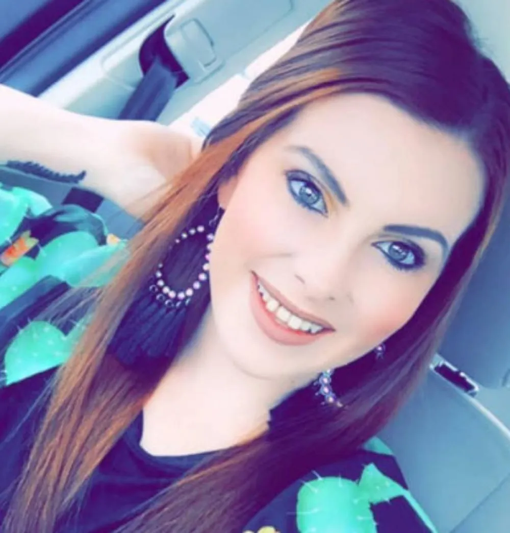 Lauren Kay Dean, Facebook