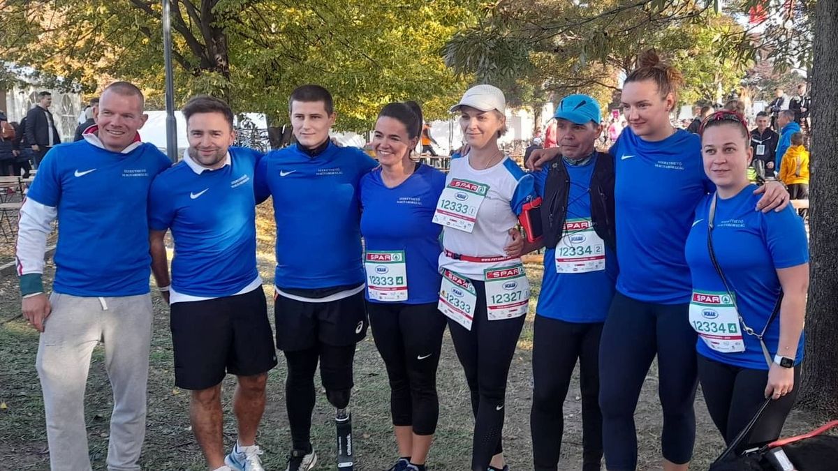 Videó: Nem akárkivel fut maratont Novák Katalin