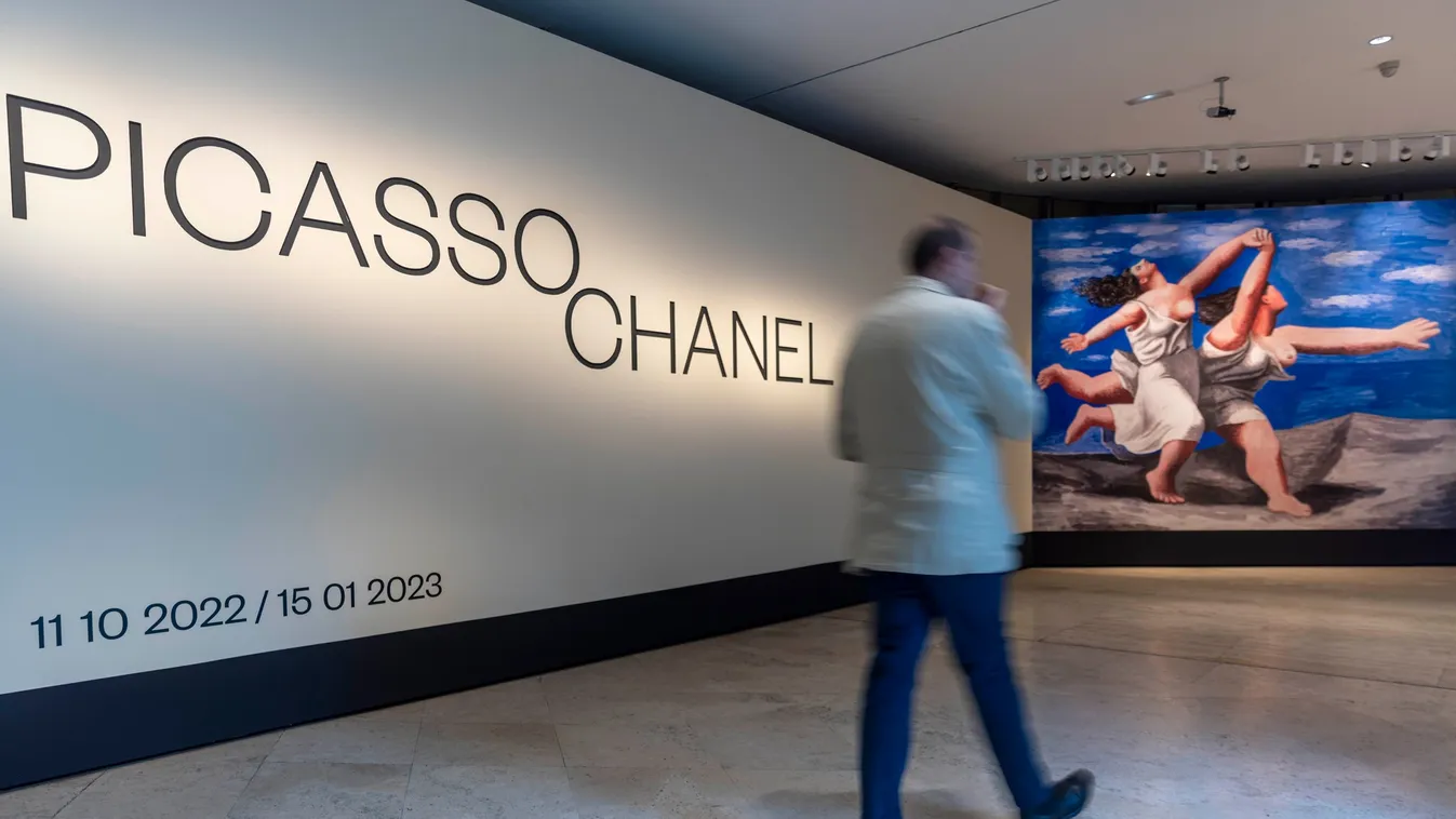 Az avantgárd művészet és a divat találkozása: Pablo Picasso és Coco Chanel kiállítás nyílt Madridban