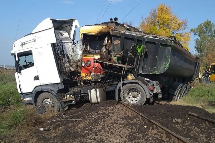 ikladi vonatbaleset, baleset, Iklad, 2022. október 14. Fotó: Police.hu