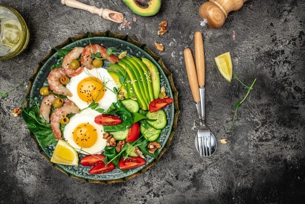 Ketogenic,Diet,Breakfast,Shrimps,,Prawns,,Soft,Fried,Egg,,Fresh,Salad,