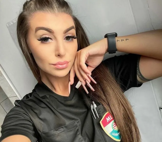 Vadász Fanni szexi partjelző