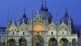 Így védték meg idén az árvíztől Velence világhírű, 900 éves épületét