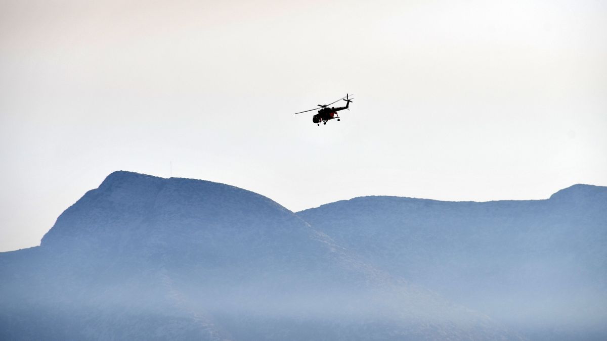 Robbanás az iskolában: Mentőhelikopter szállt le az iskola udvaron