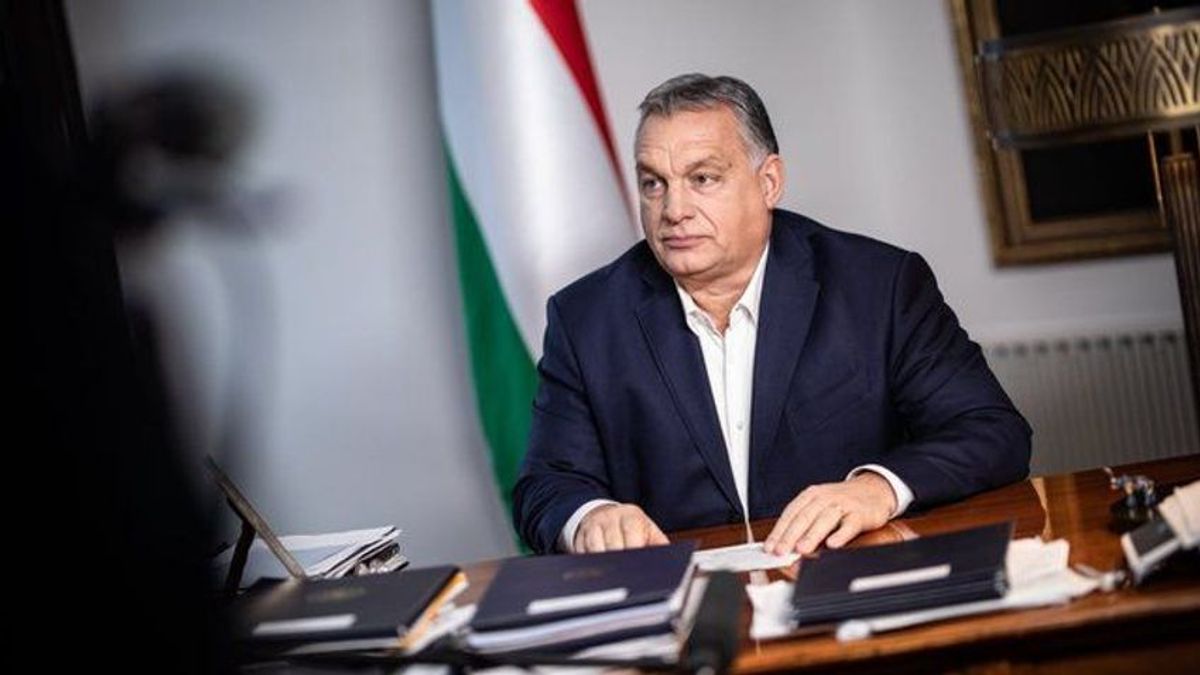 Orbán Viktor: Megvédjük a magyar munkahelyeket!