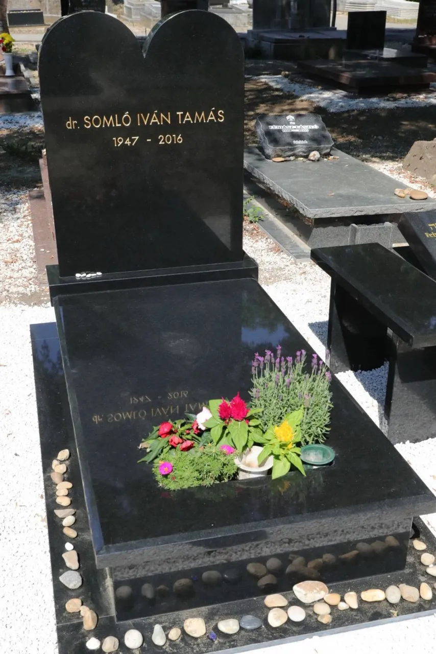 Somló Tamás sírja