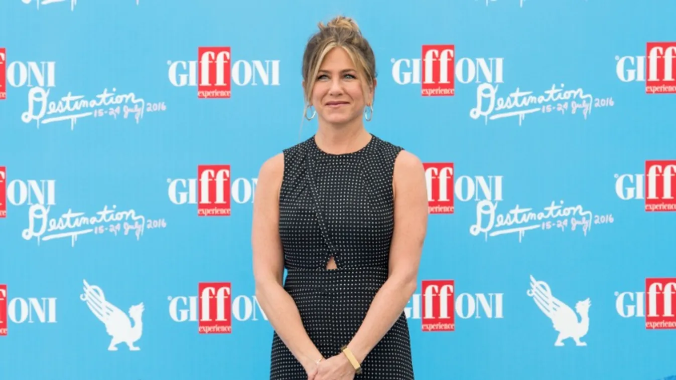 Gyászol Jennifer Aniston