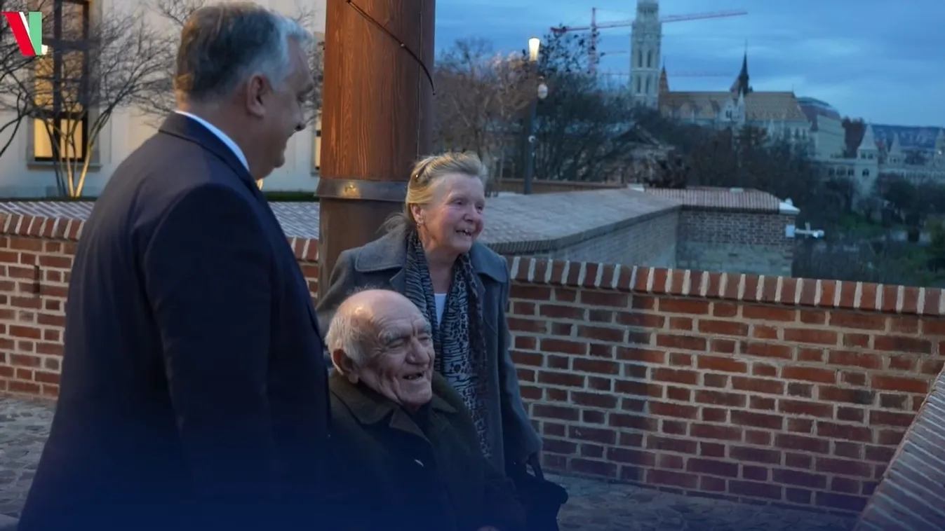 Orbán Viktor személyesen fogadott egy idős házaspárt