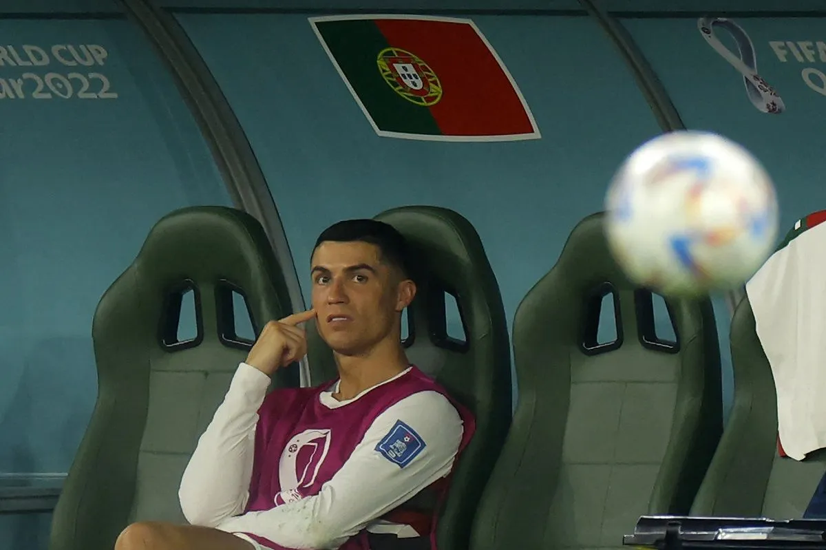 A portugálok többsége szerint kispadon a helye Cristiano Ronaldónak