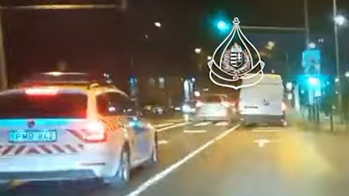 Őrületes hajsza a fővárosban, 10 autóval ütközött az embercsempész – videó