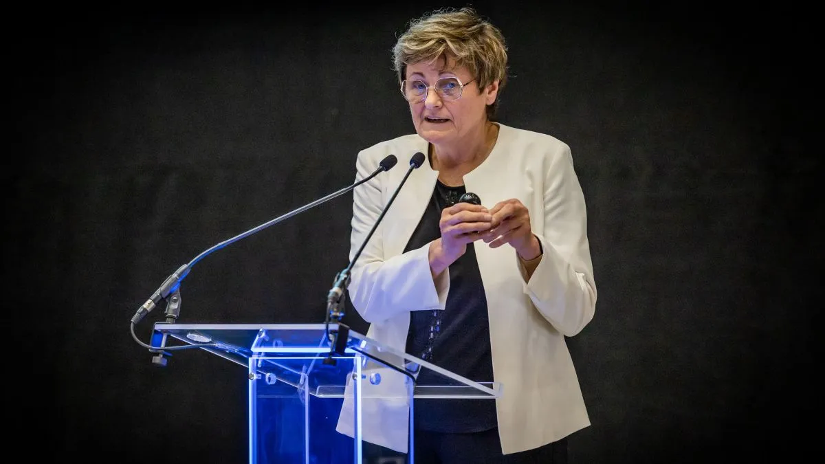 Karikó Katalin, ELTE, Bánkúti Sándor