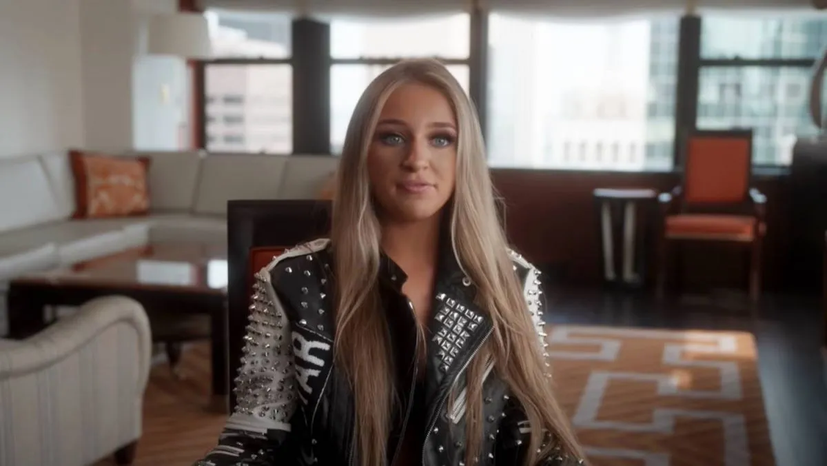 Isabella Barrett, YouTube, Truly