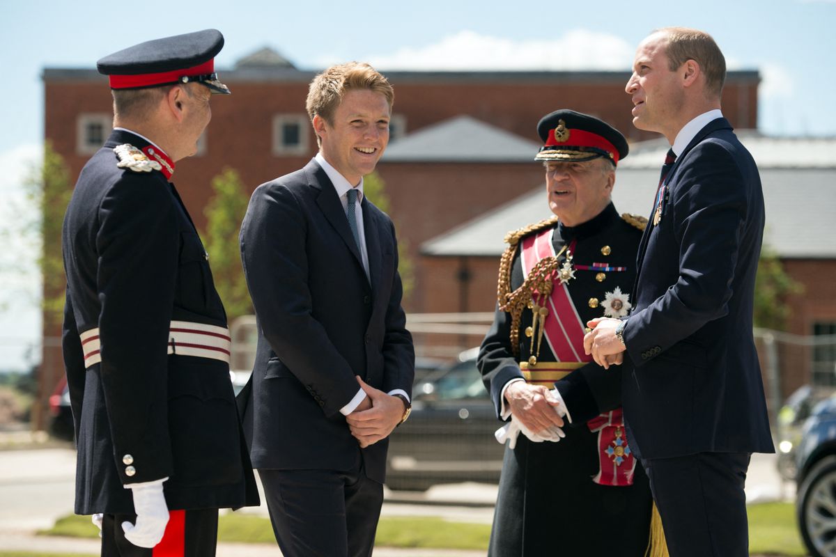 Hugh Grosvenor (balra második) és Vilmos herceg (jobbra), AFP