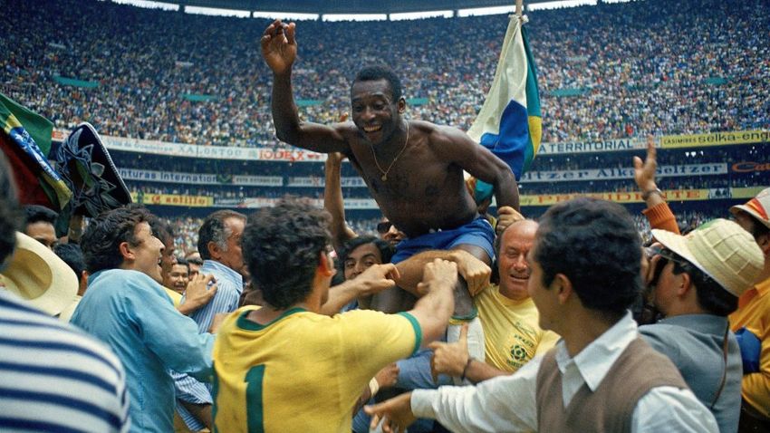 Pelé karrierje képekben