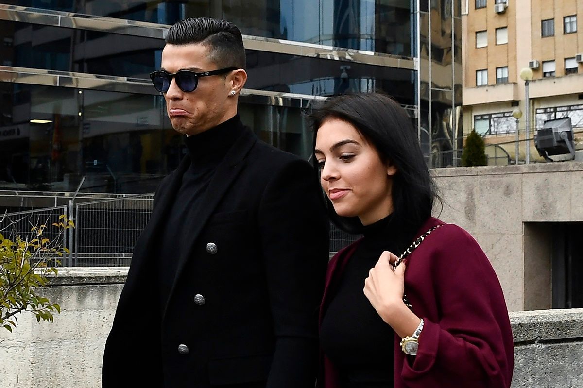 Cristiano Ronaldo és az apja családtagjai szerint "rossz ember" Georgina Rodríguez