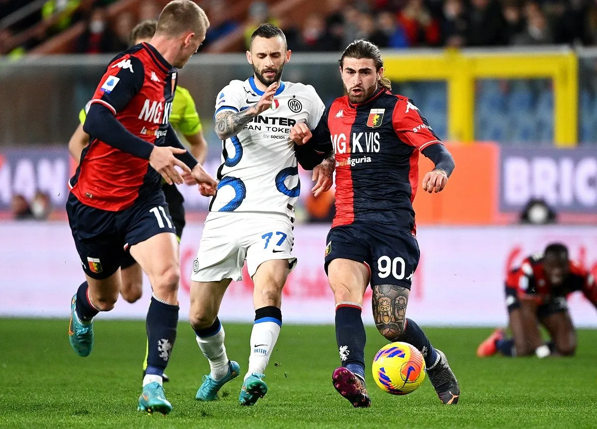 Portanova (jobbra) tavasszal még az Inter és Brozovic ellen küzdhetett
