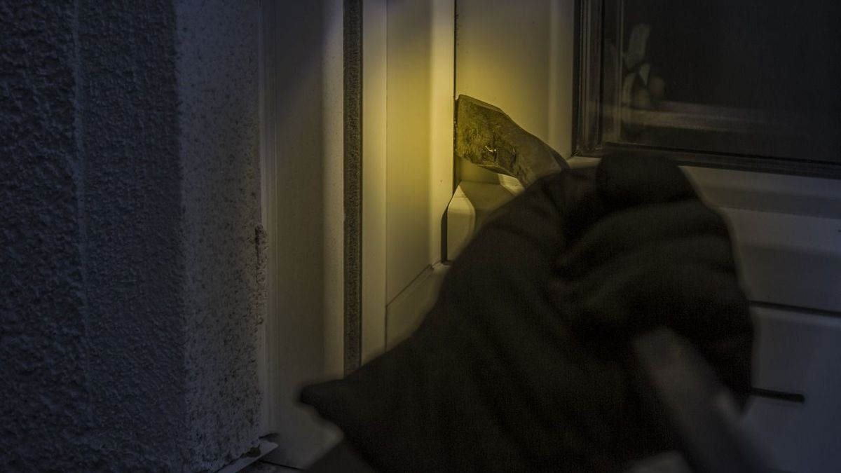 Éjszaka közepén otthonából raboltak el egy 14 éves lányt Nagytalmácson