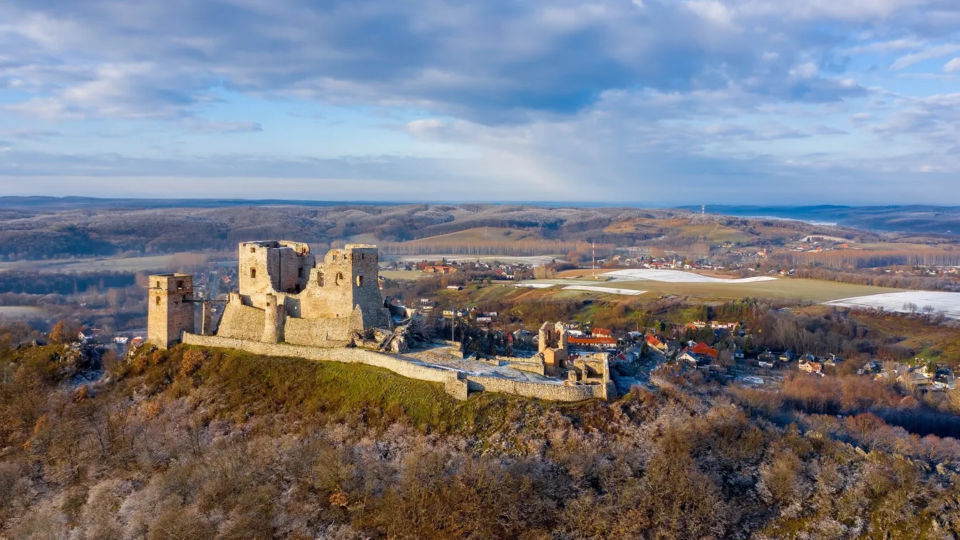 Toplistás váraink, lenyűgöző panorámák