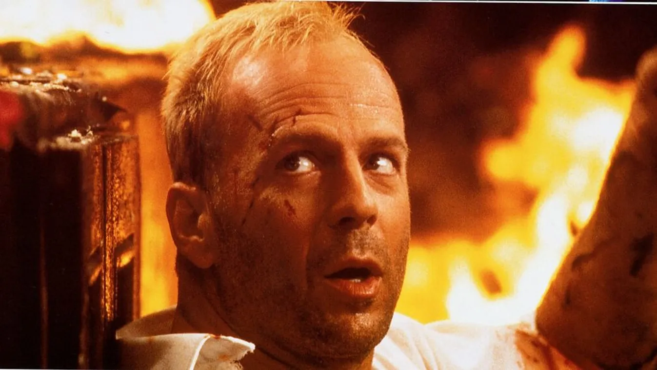 Aggasztó lesifotók: Bruce Willis-t nagyon meggyötörte a szörnyű betegség