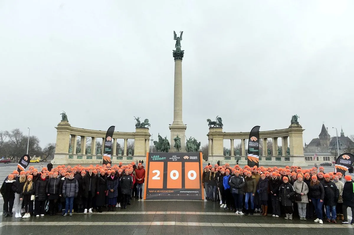A Hősök terén indult a visszaszámlálás az atlétikai vb-ig