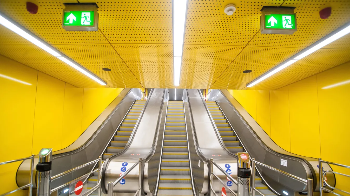 Átadták a 3-as metró Deák Ferenc téri megállóját