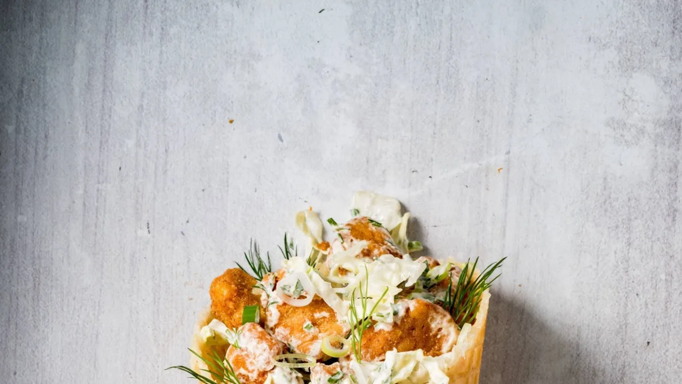 A street food újdonság - ropogós csirkehús  tölcsérben
